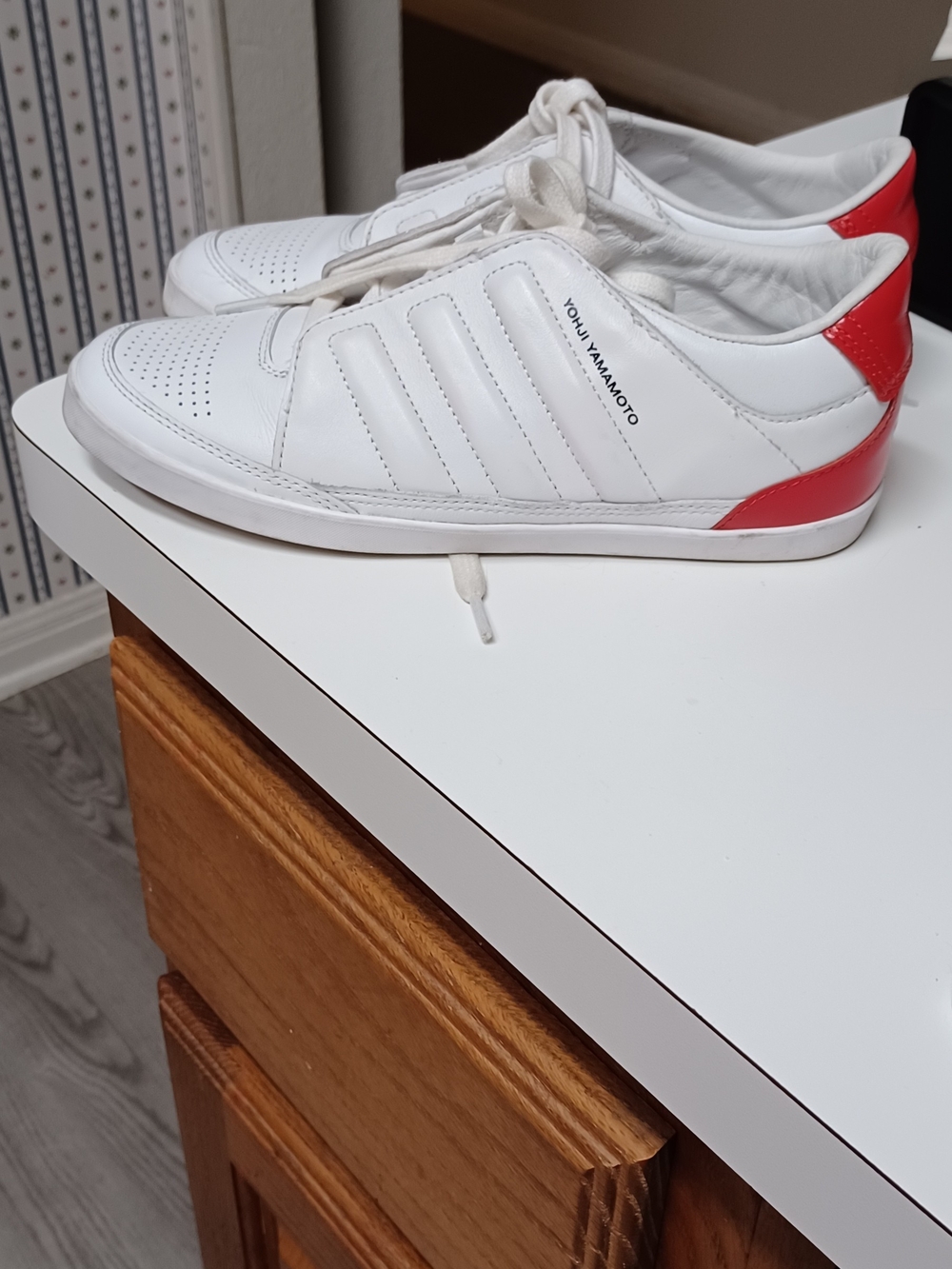 Adidas Y-3 Honja Low Yohji Yamamoto Boys White Leather Sneakers with Red Heel